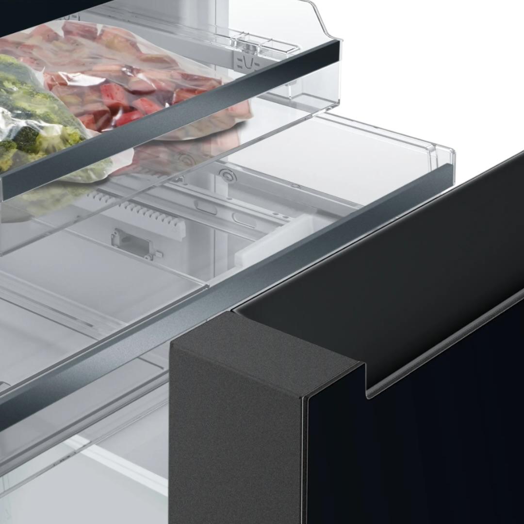 KF96RSBEA iQ700 Gardırop Tipi Buzdolabı, Cam Kapı 183 x 90.5 cm Siyah, Total noFrost