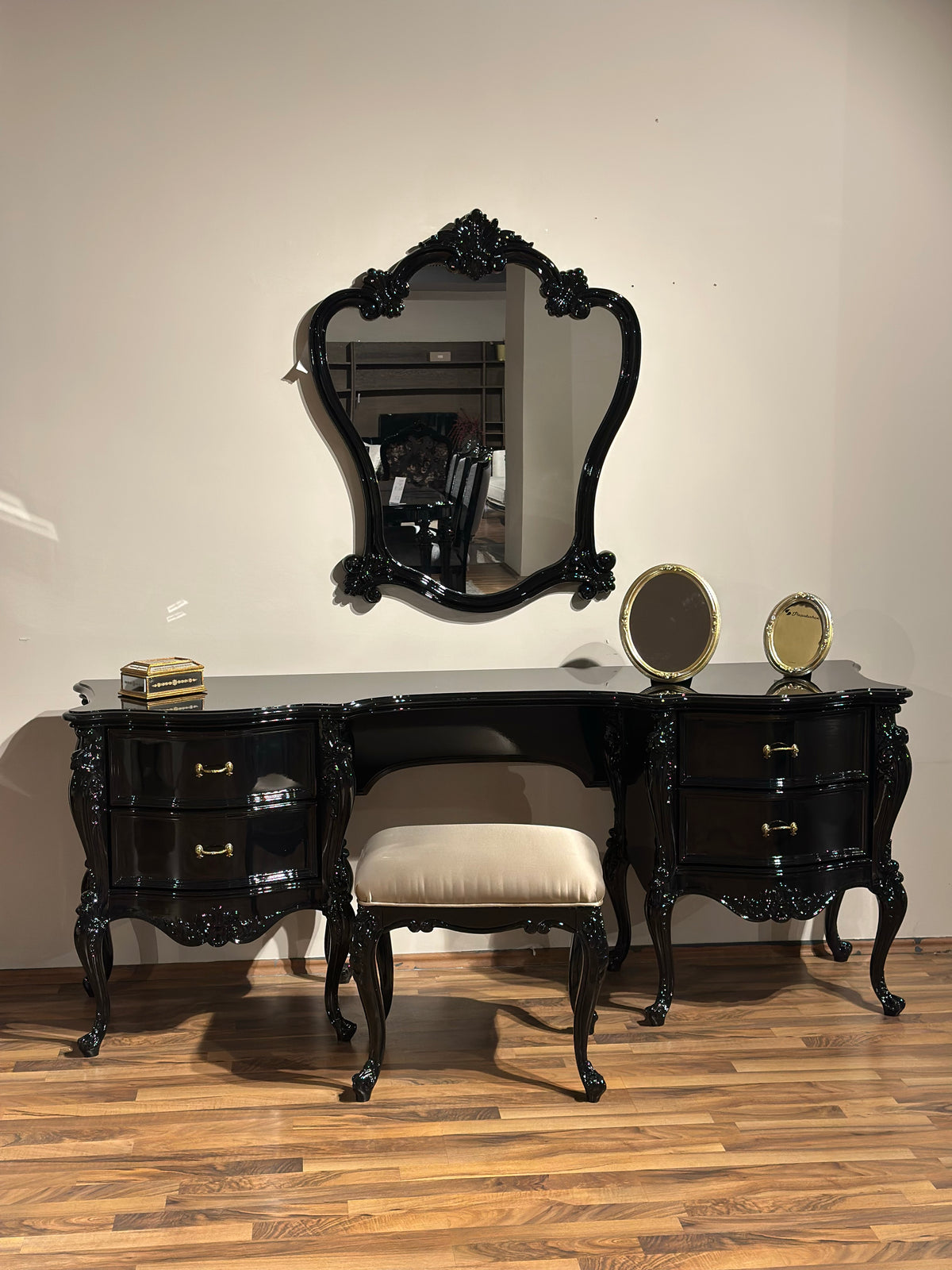 EPİC YATAK ODASI TAKIMI 289.900₺