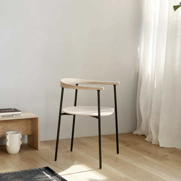 Azla Yetinmeyenler İçin Sade Tasarımlar